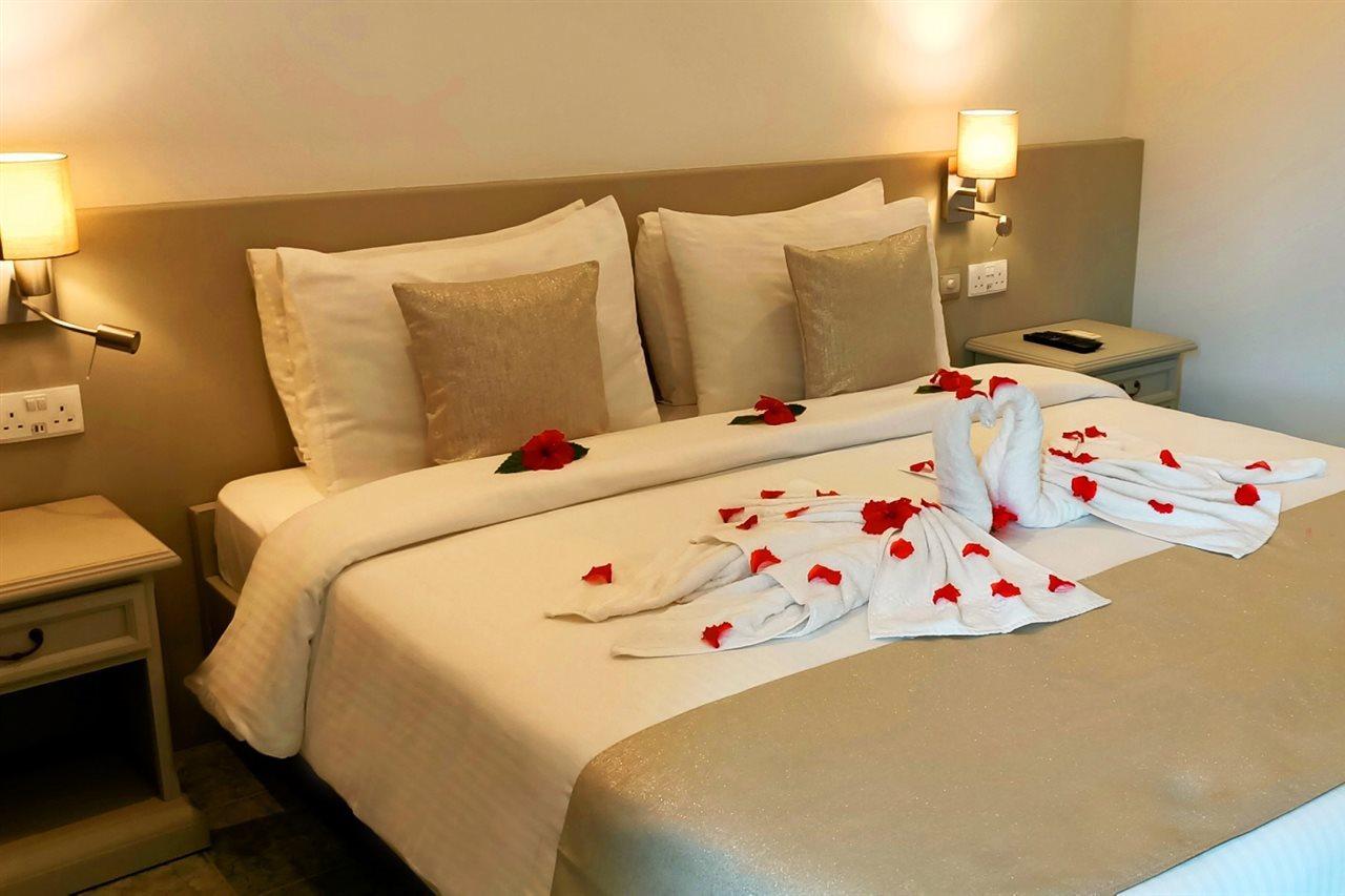 เลอ รีแลกซ์ บีช รีสอร์ต Hotel Grand Anse  ภายนอก รูปภาพ