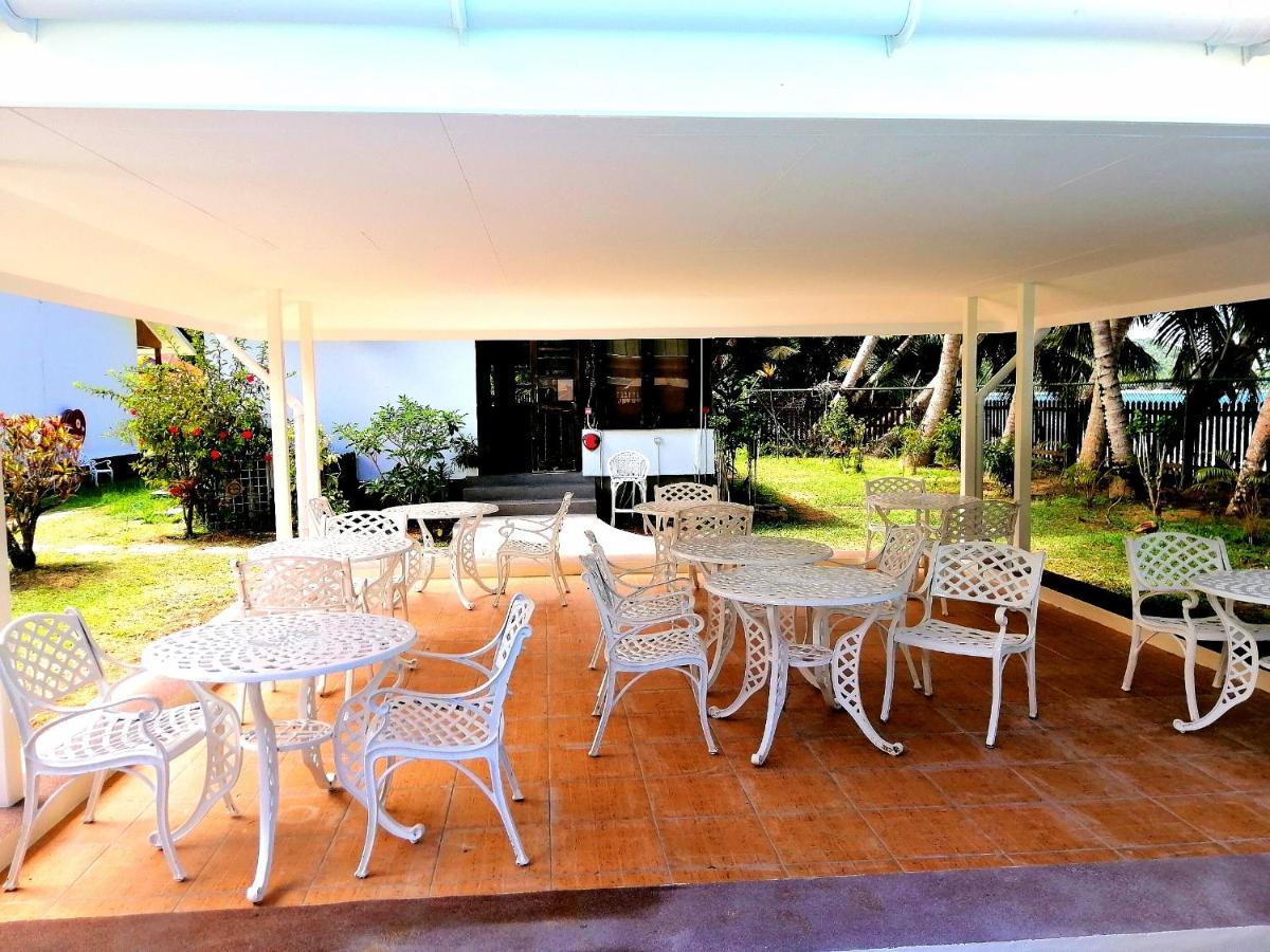 เลอ รีแลกซ์ บีช รีสอร์ต Hotel Grand Anse  ภายนอก รูปภาพ