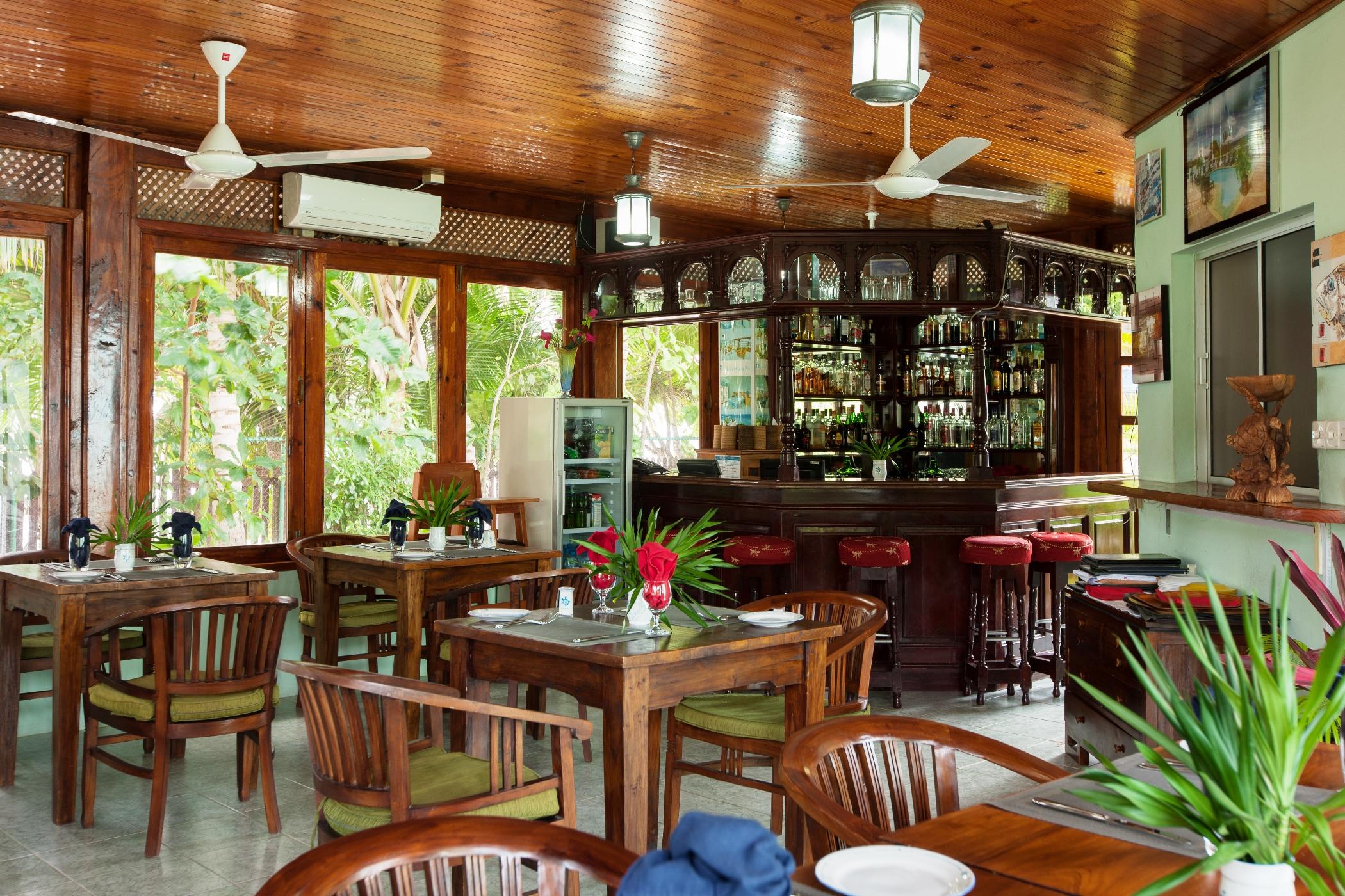 เลอ รีแลกซ์ บีช รีสอร์ต Hotel Grand Anse  ภายนอก รูปภาพ