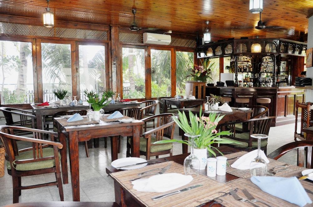 เลอ รีแลกซ์ บีช รีสอร์ต Hotel Grand Anse  ภายนอก รูปภาพ