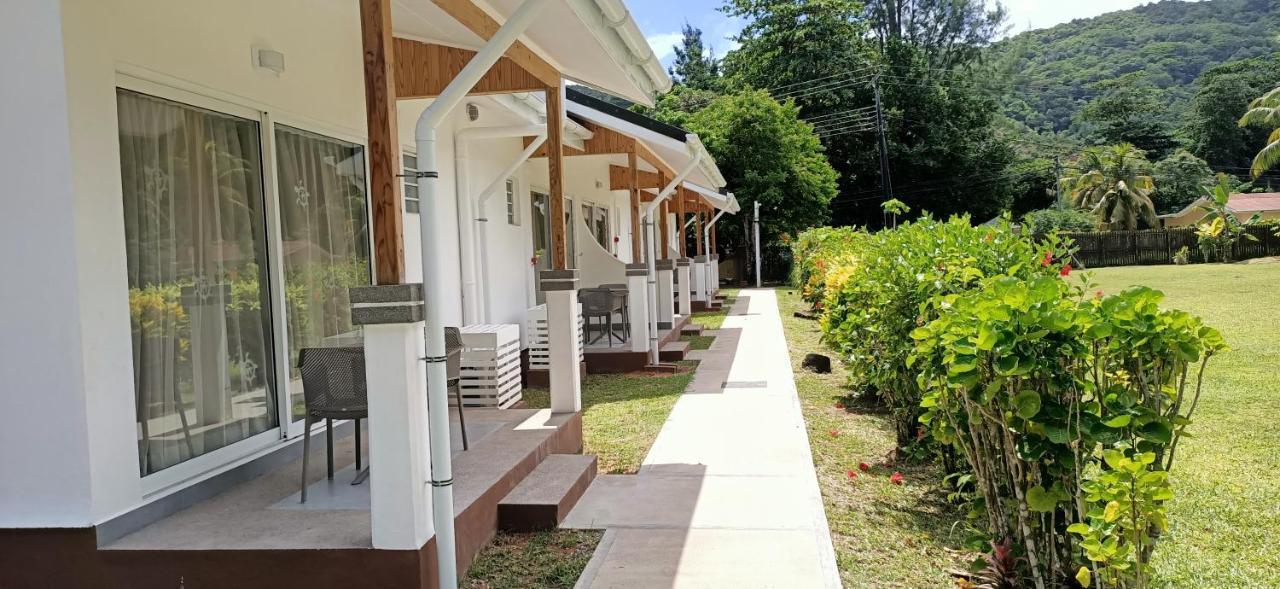 เลอ รีแลกซ์ บีช รีสอร์ต Hotel Grand Anse  ภายนอก รูปภาพ